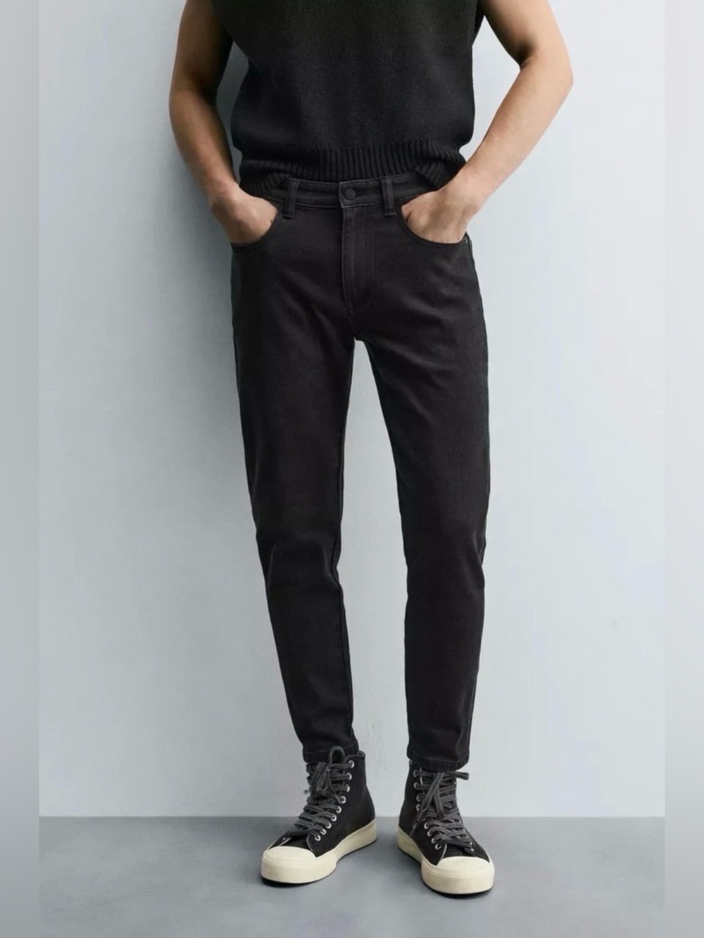 ZARA 1985 Slim Crop Black Jeans High Rise 100% Cotton NWT Size US 29 Button Fly